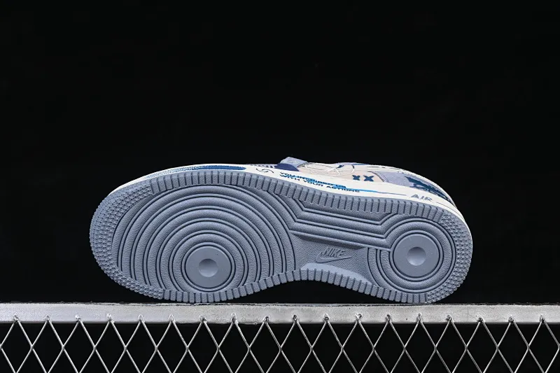 All categories Nk Air Force 1 Air Force series Nk Air Force 1 Low Air Force low-top Nike Air Force 1'07 Low "Emotional Sketch" Hand-painted graffiti Emotional sketch Air Force 1 low-top casual sneakers CD1212-111